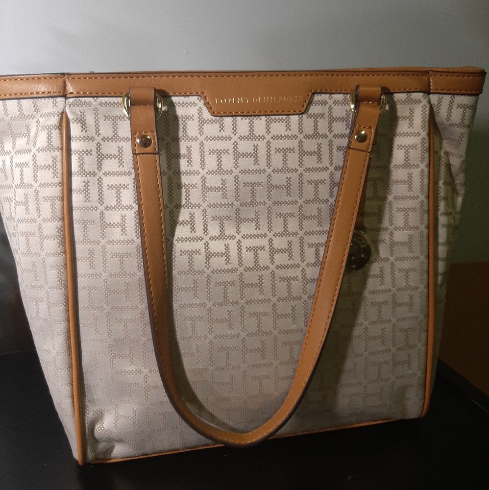 Tommy Hilfiger Bag